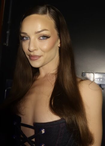 Full leaked Abbie chatfield private onlyfans photo