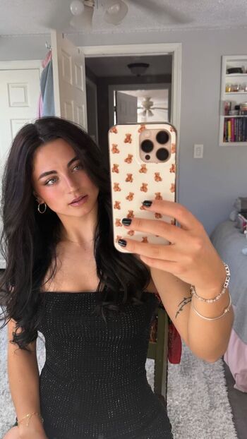 Full leaked Abigail rathbone private onlyfans photo
