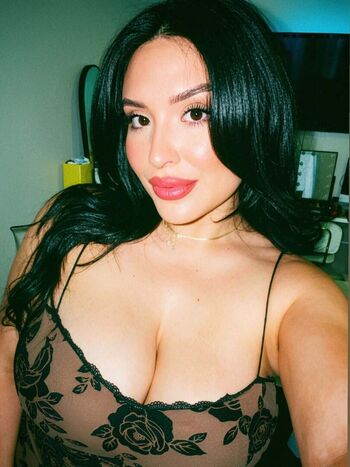 Full leaked Adriannaledesma page private onlyfans photo