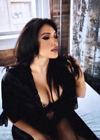 Full leaked Adriannaledesma private onlyfans photo