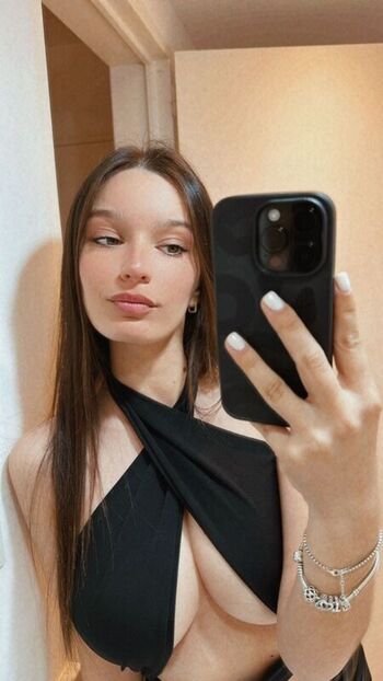 Full leaked Agssmk private onlyfans photo