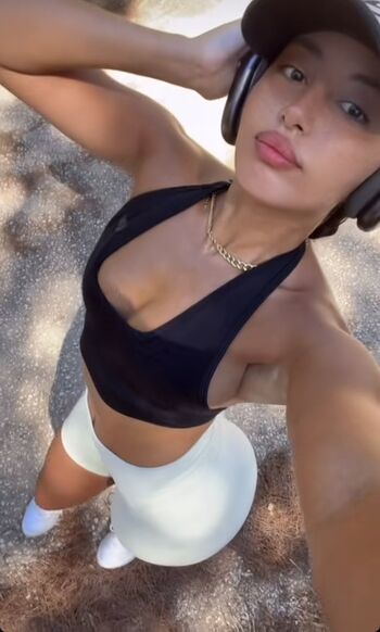 Full leaked Akirayass private onlyfans photo