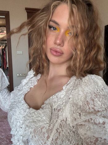 Full leaked Akyuliych private onlyfans photo
