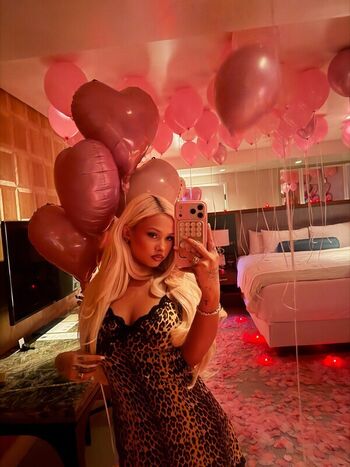Full leaked Alabama barker private onlyfans photo