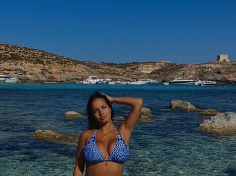 Full leaked Albaagdiazz page private onlyfans photo