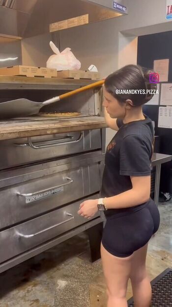 Full leaked Aleaarose private onlyfans photo