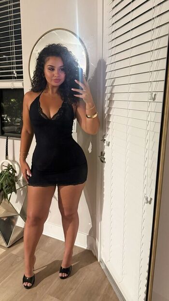 Full leaked Aleah brown private onlyfans photo