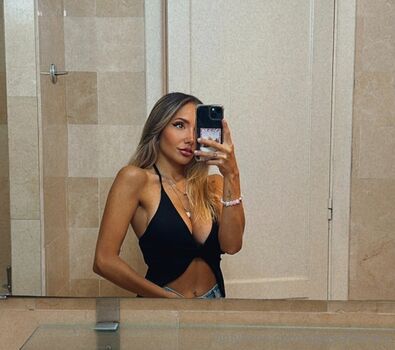 Full leaked Alessiaferrara private onlyfans photo
