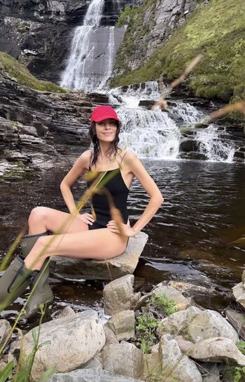 Full leaked Alexa chung page private onlyfans photo