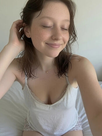 Full leaked Alice plumpy page private onlyfans photo