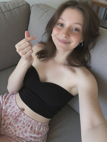 Full leaked Alice plumpy page private onlyfans photo