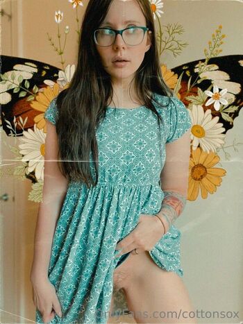 Full leaked Alicecottonsox page private onlyfans photo