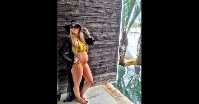 Full leaked Aline gotschalg private onlyfans photo