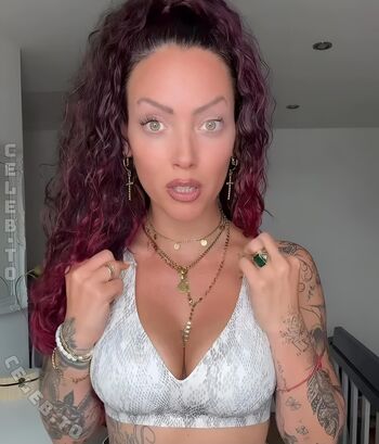 Full leaked Aline jost diraimondo page private onlyfans photo