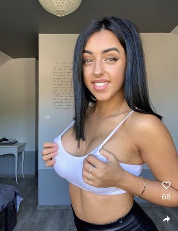 Full leaked Allibrt private onlyfans photo