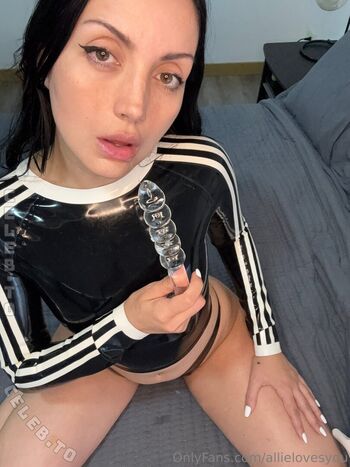 Full leaked Allielovesyou page private onlyfans photo