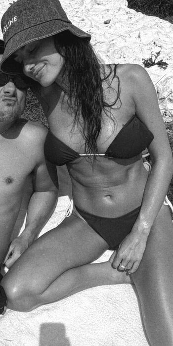 Full leaked Amber davies page private onlyfans photo