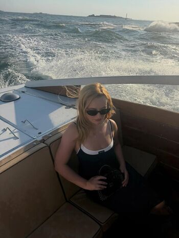 Full leaked Amelia dimoldenberg private onlyfans photo