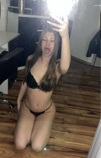 Full leaked Ameliaamena private onlyfans photo