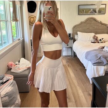 Full leaked Ameliapelto  page private onlyfans photo