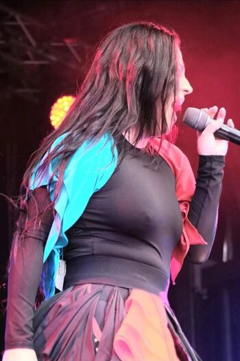 Full leaked Amy lee page private onlyfans photo