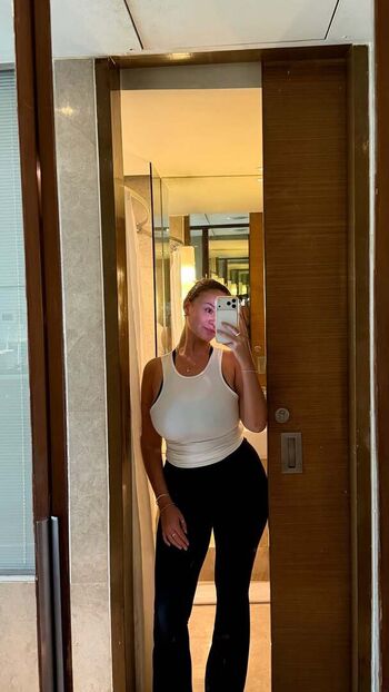 Full leaked Amy quesada getgood page private onlyfans photo