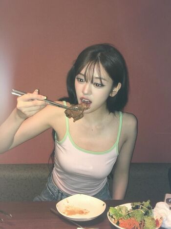 Full leaked An yujin page private onlyfans photo