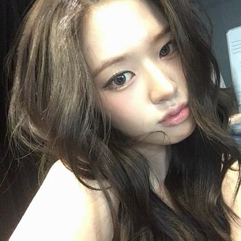 Full leaked An yujin page private onlyfans photo