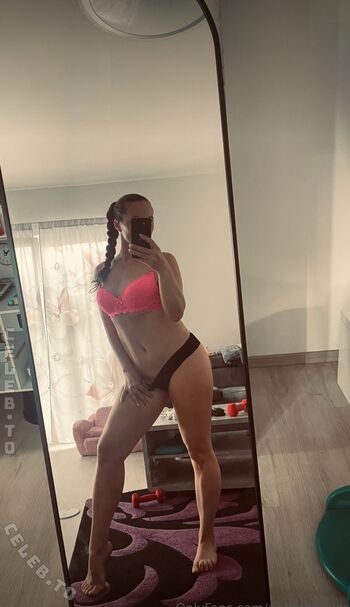 Full leaked Andreameier private onlyfans photo