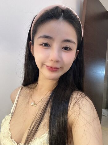 Full leaked Aninnyan page private onlyfans photo