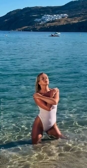 Full leaked Anjaawe page private onlyfans photo