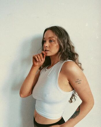 Full leaked Anna shields private onlyfans photo