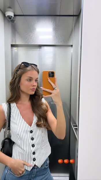 Full leaked Anna zak private onlyfans photo