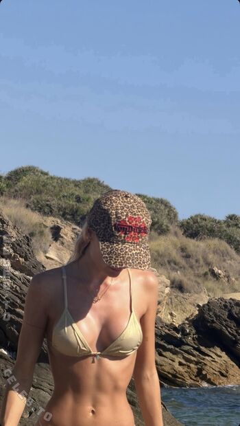Full leaked Annaauroraegger private onlyfans photo