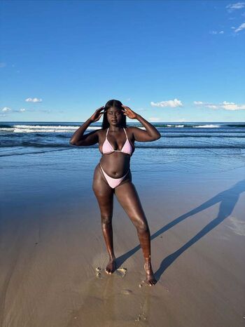 Full leaked Anyang deng private onlyfans photo