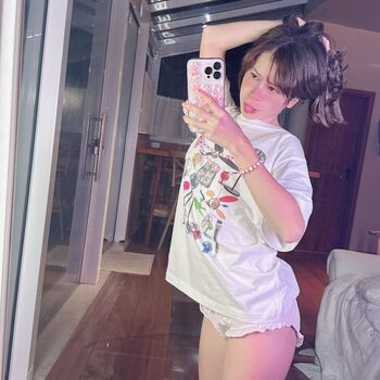 Full leaked Arialily private onlyfans photo