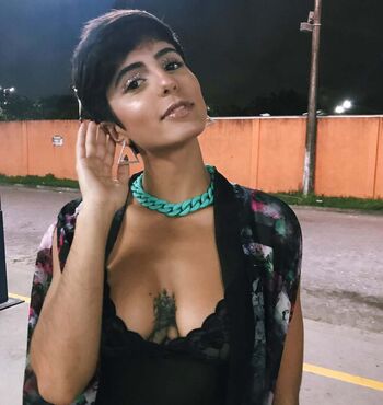 Full leaked Arianelcrd page private onlyfans photo