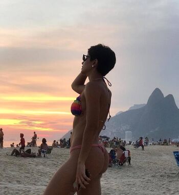 Full leaked Arianelcrd page private onlyfans photo