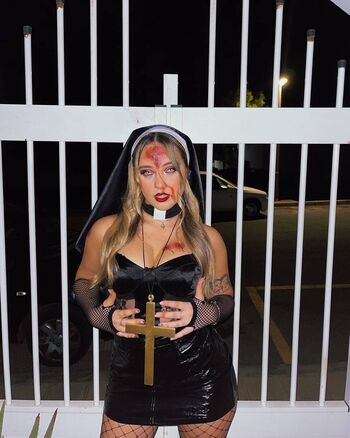Full leaked Aricedress private onlyfans photo