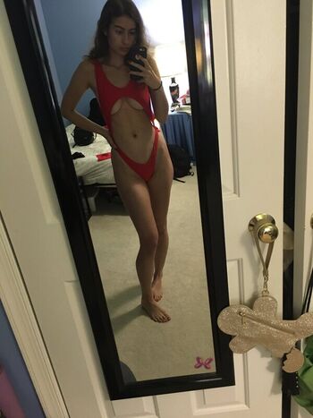 Full leaked Ashleygiov page private onlyfans photo
