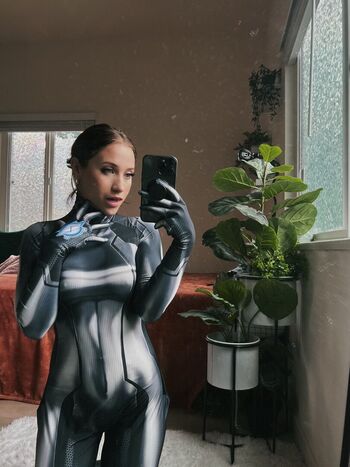 Full leaked Ashleygracee private onlyfans photo