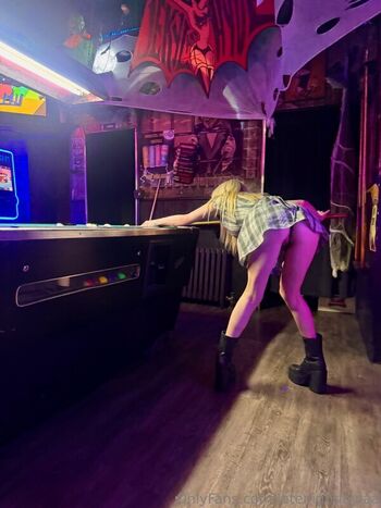 Full leaked Athnalyn private onlyfans photo