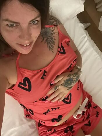 Full leaked Athomewithkeelyuk private onlyfans photo