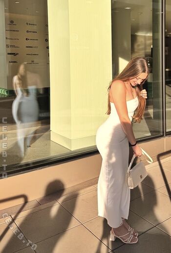 Full leaked Aurelia ci private onlyfans photo