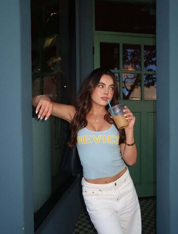 Full leaked Ava allan page private onlyfans photo