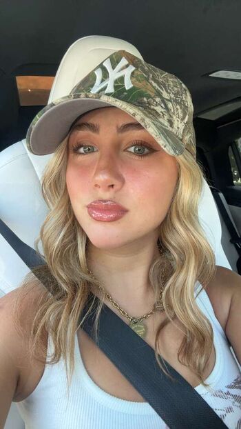 Full leaked Ava kolker  page private onlyfans photo