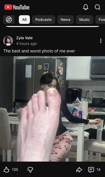 Awkspew_roo2
