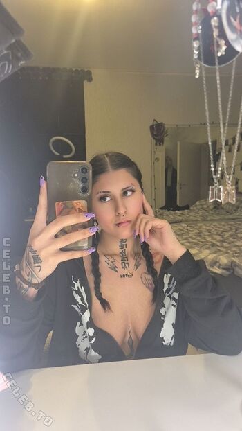 Full leaked Badbitch vani private onlyfans photo