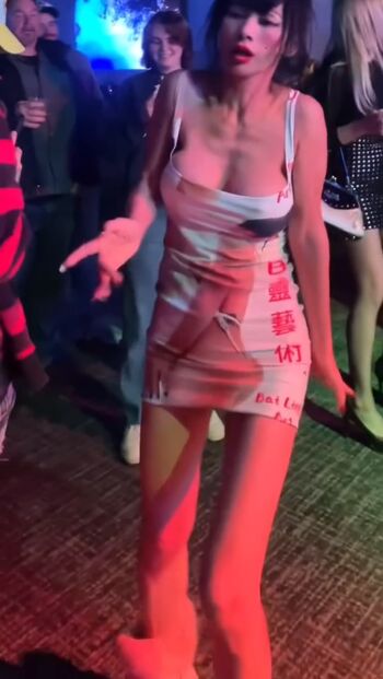 Full leaked Bai ling page private onlyfans photo