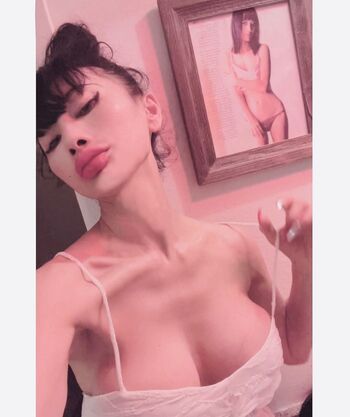 Full leaked Bai ling page private onlyfans photo